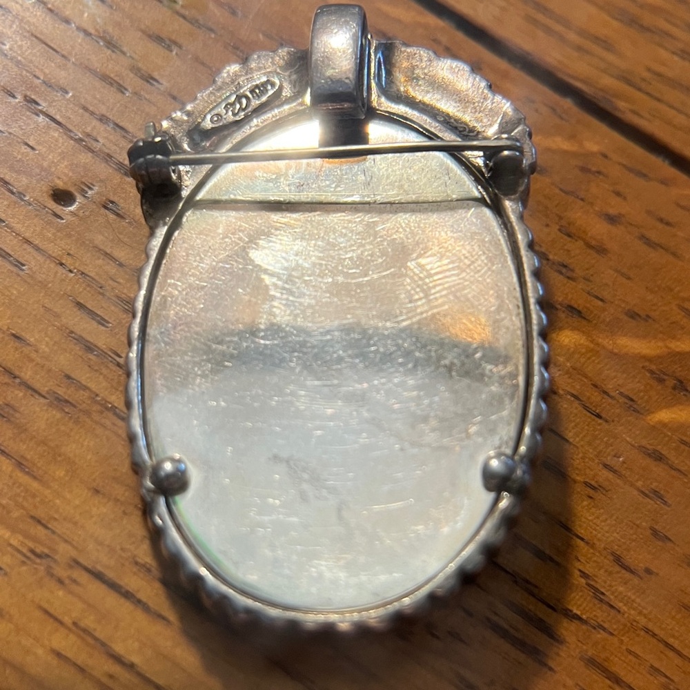 Carolyn Pollack Native American silver cameo pendant jewelry - Picture 2 of 3
